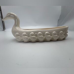 Adorable Handcrafted Vintage Cream Duck With Baby Ducks Planter
